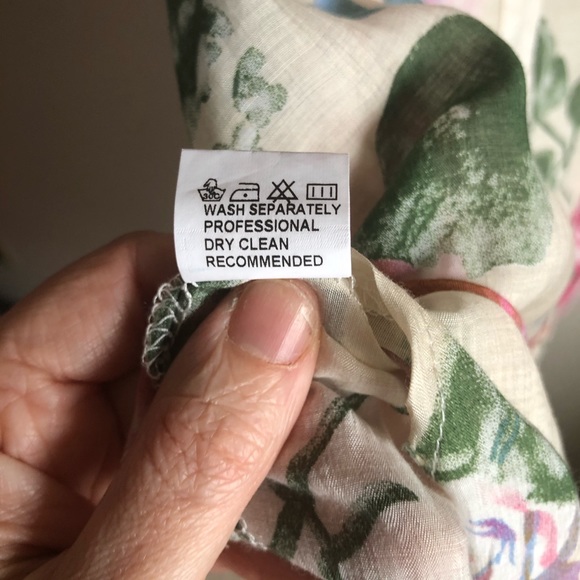 Ivory & pink sheer floral button up tunic - Picture 6 of 6